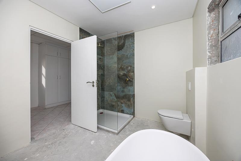To Let 4 Bedroom Property for Rent in West Beach Western Cape